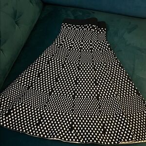 Black and white geometric skirt